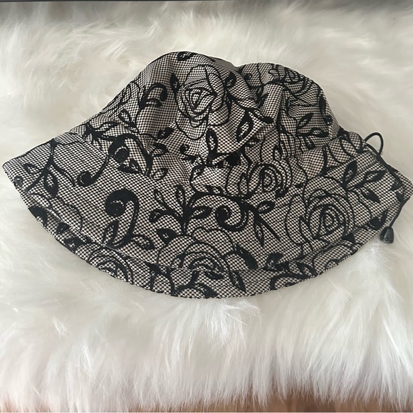Vintage Bucket Hat - Picture 8 of 9